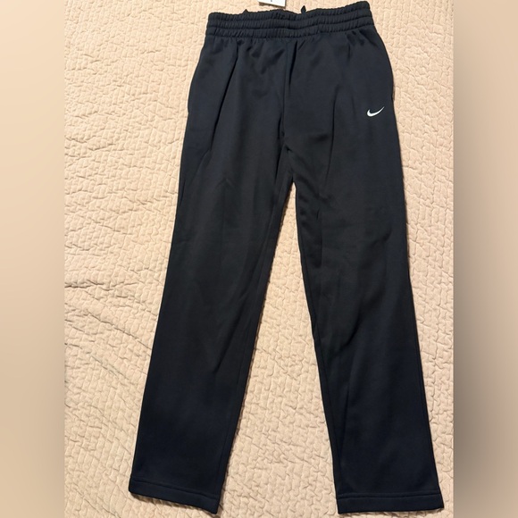 Nike Kids Black Sweatpants - Picture 6 of 6